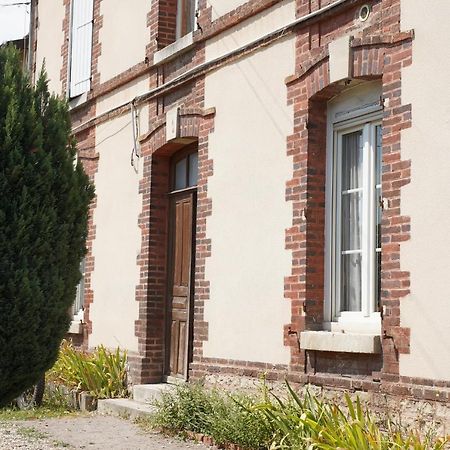 Logement Cosy Avec Stationnement Gratuit Troyes Eksteriør bilde